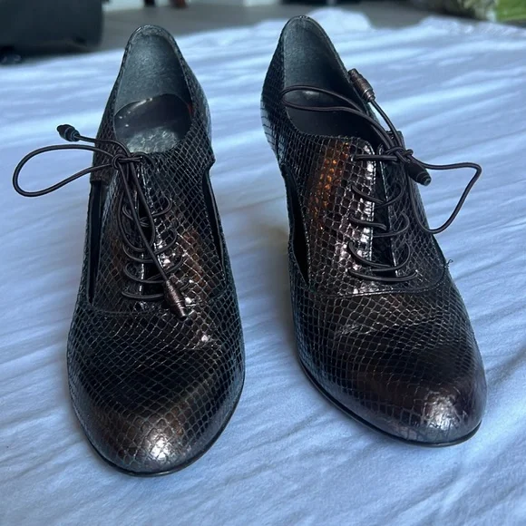 Vintage Stuart Weitzmqn Embossed Leather Snake Bronze Oxford 6 GUC - Picture 5 of 9